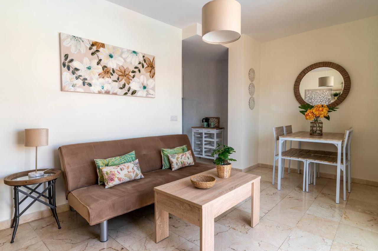 Appartement Nuevo!!! Recién reformado con piscina y parking à Caleta de Fuste Extérieur photo