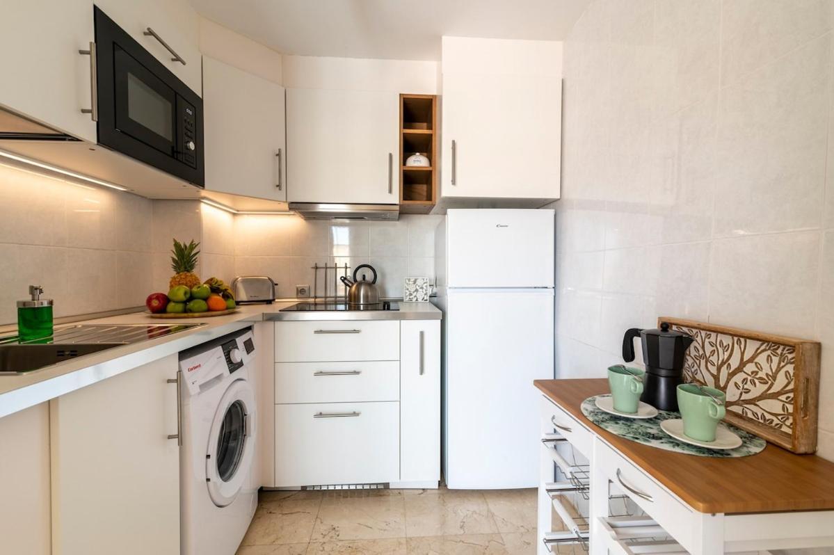 Appartement Nuevo!!! Recién reformado con piscina y parking à Caleta de Fuste Extérieur photo